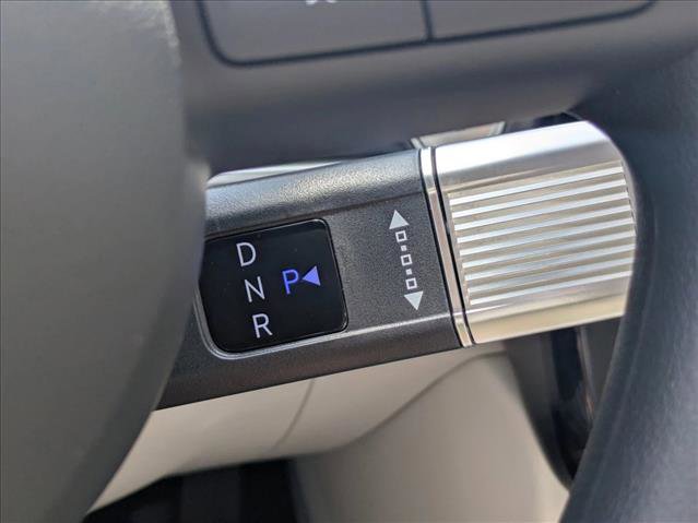 New 2026 Hyundai Tucson Blue SE image 16