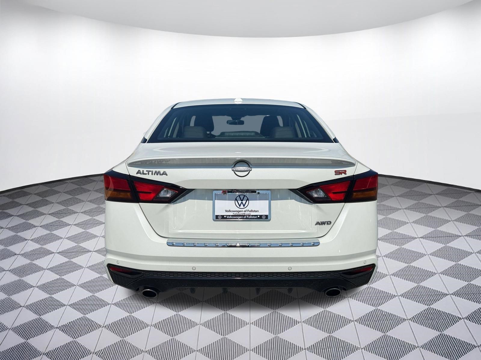 Used 2023 Nissan Altima 2.5 SR w/ SR Premium Package AWD/4WD image 9