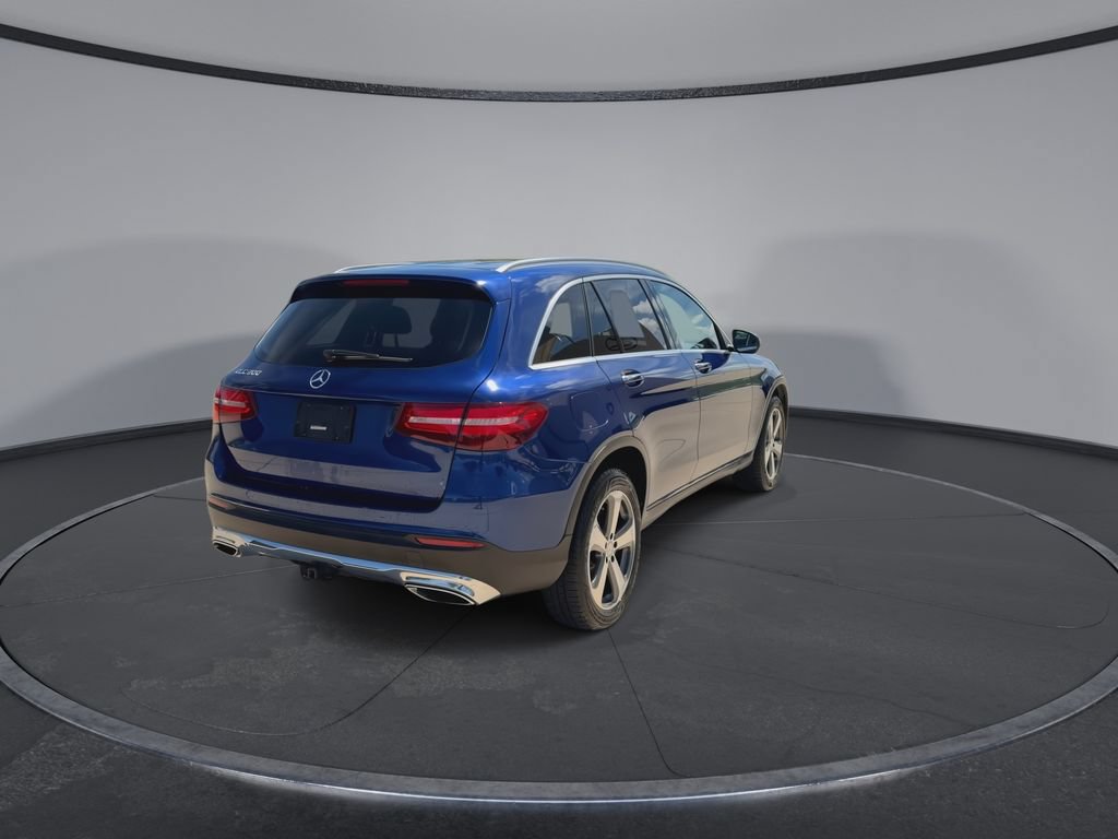 Used 2017 Mercedes-Benz GLC 300 image 8