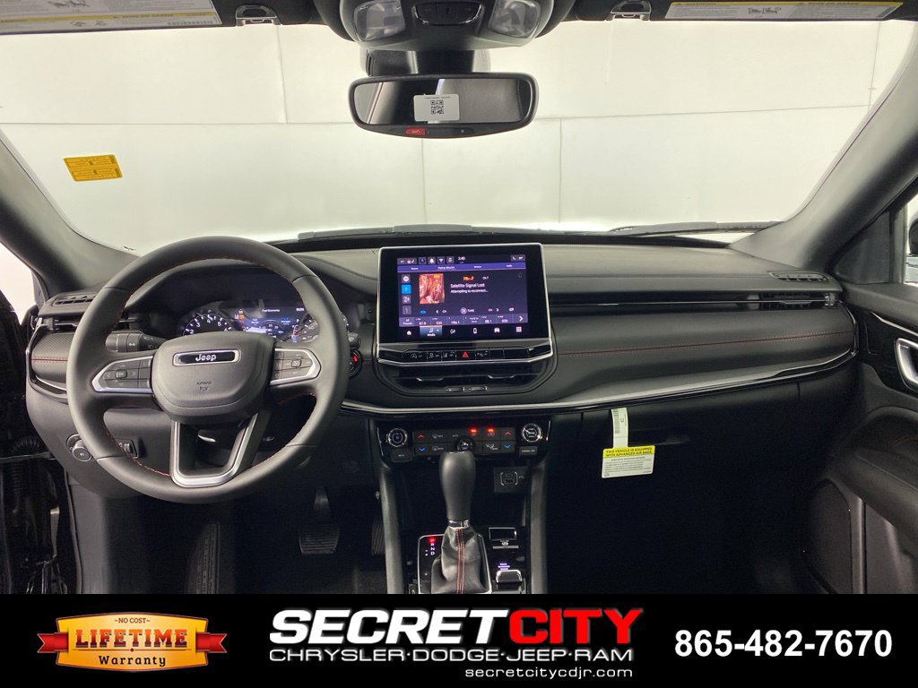 New 2026 Jeep Compass Trailhawk AWD/4WD image 29