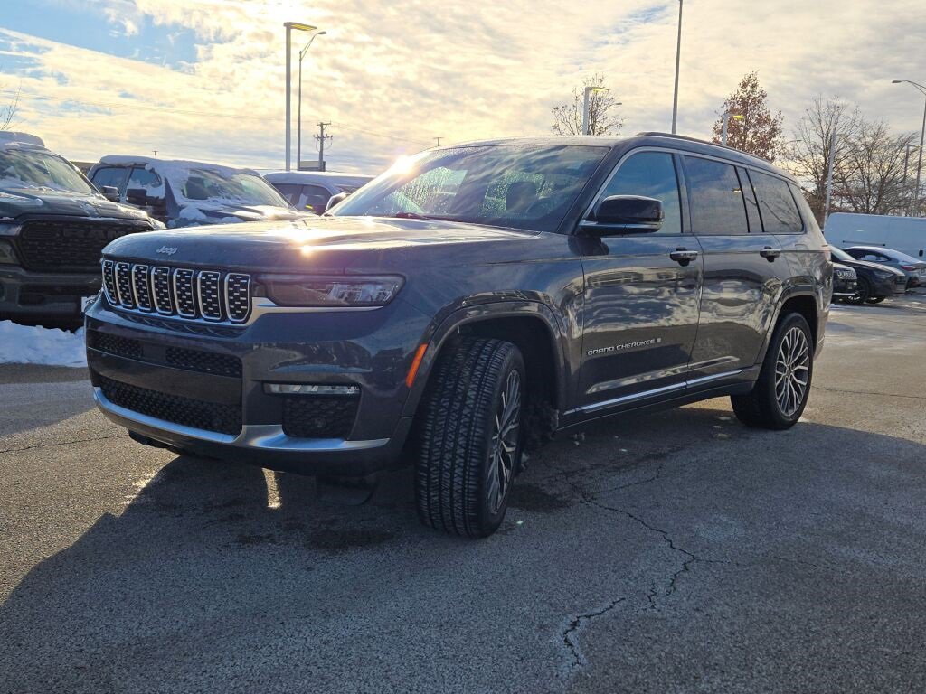 Used 2024 Jeep Grand Cherokee L Summit image 5