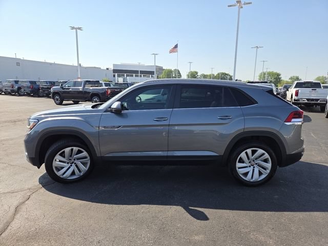 Used 2021 Volkswagen Atlas Cross Sport SE FWD image 19