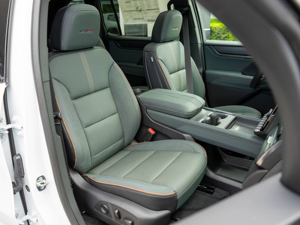 New 2026 GMC Acadia AT4 AWD/4WD image 9