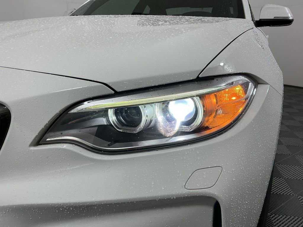 Used 2017 BMW M2 image 8