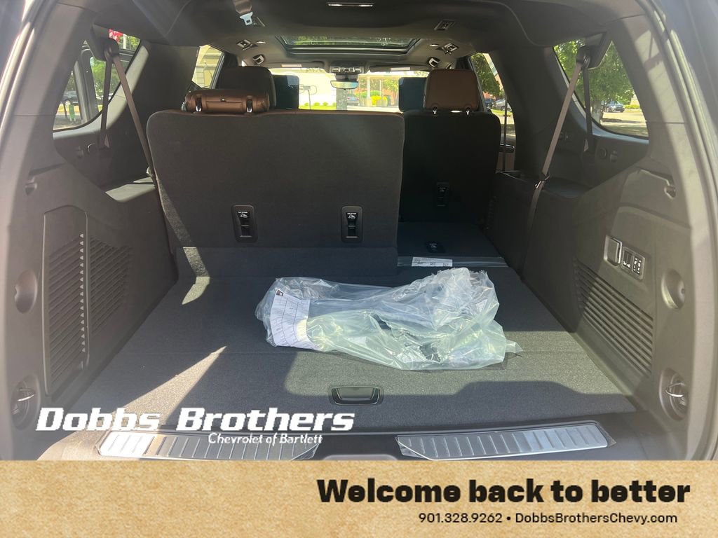New 2026 Chevrolet Suburban High Country AWD/4WD image 23