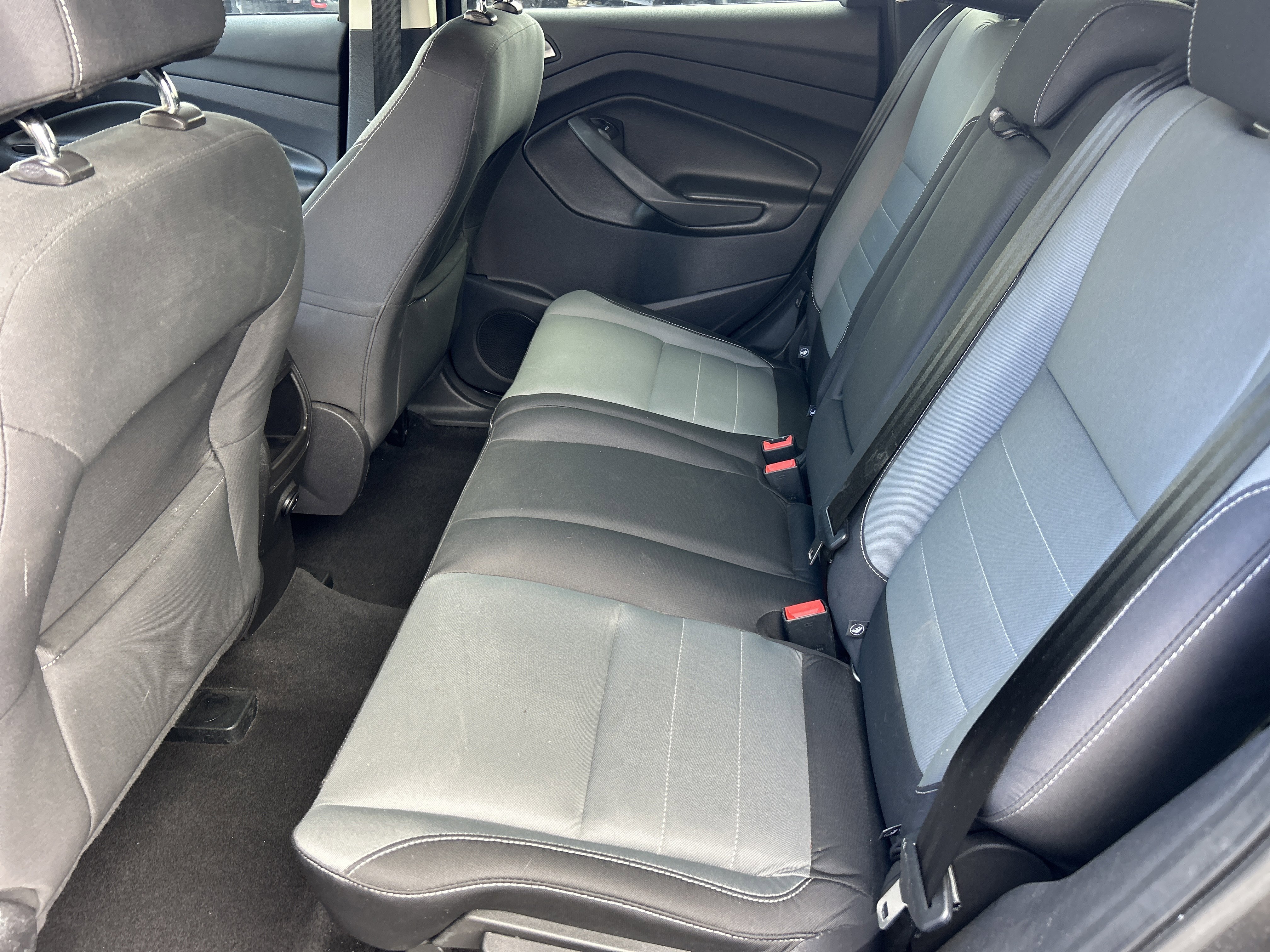 Used 2016 Ford Escape SE image 9
