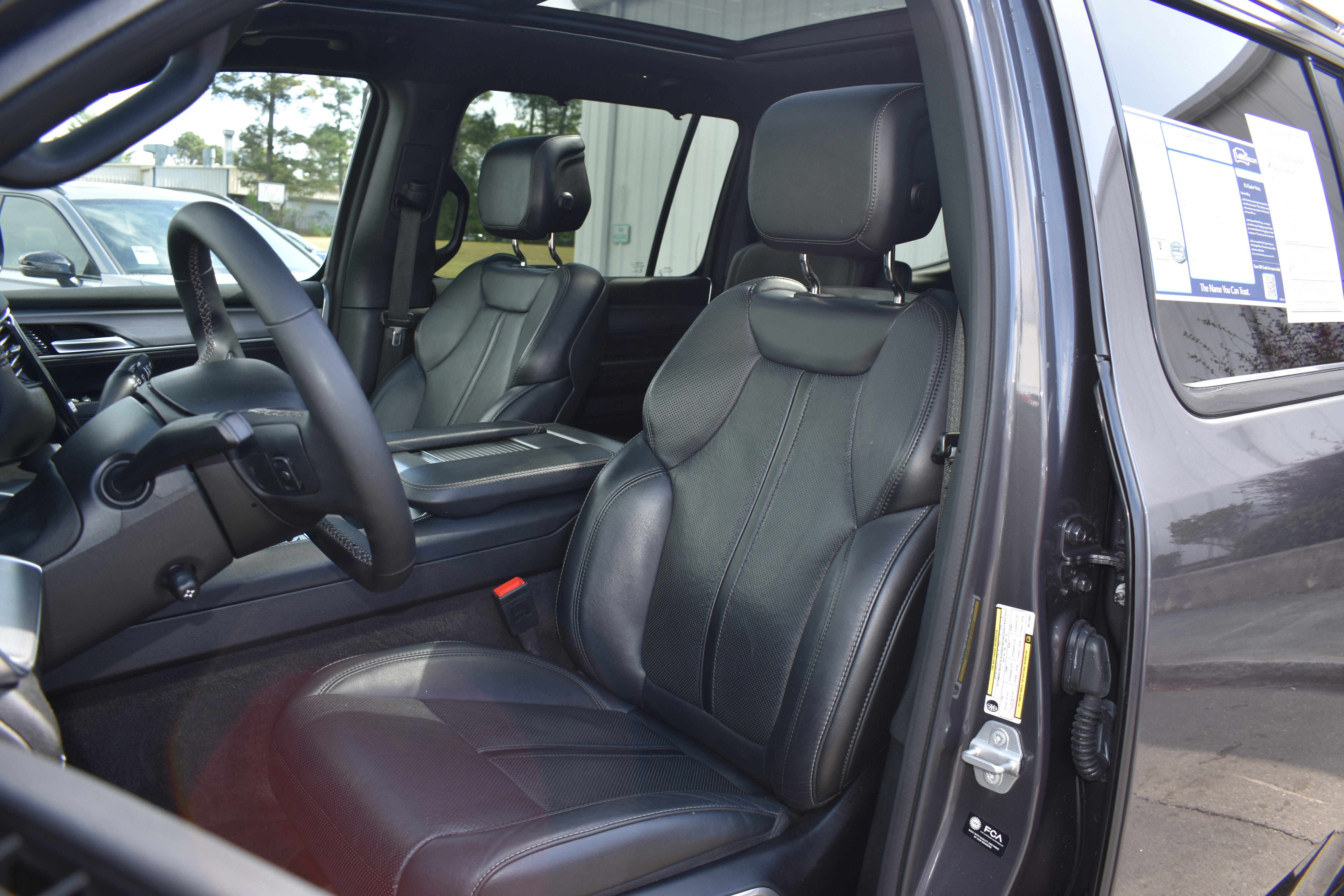 Used 2024 Jeep Wagoneer Series II w/ Convenience Group I image 26