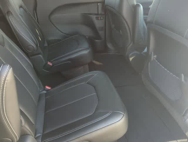 New 2026 Chrysler Voyager LX FWD image 21