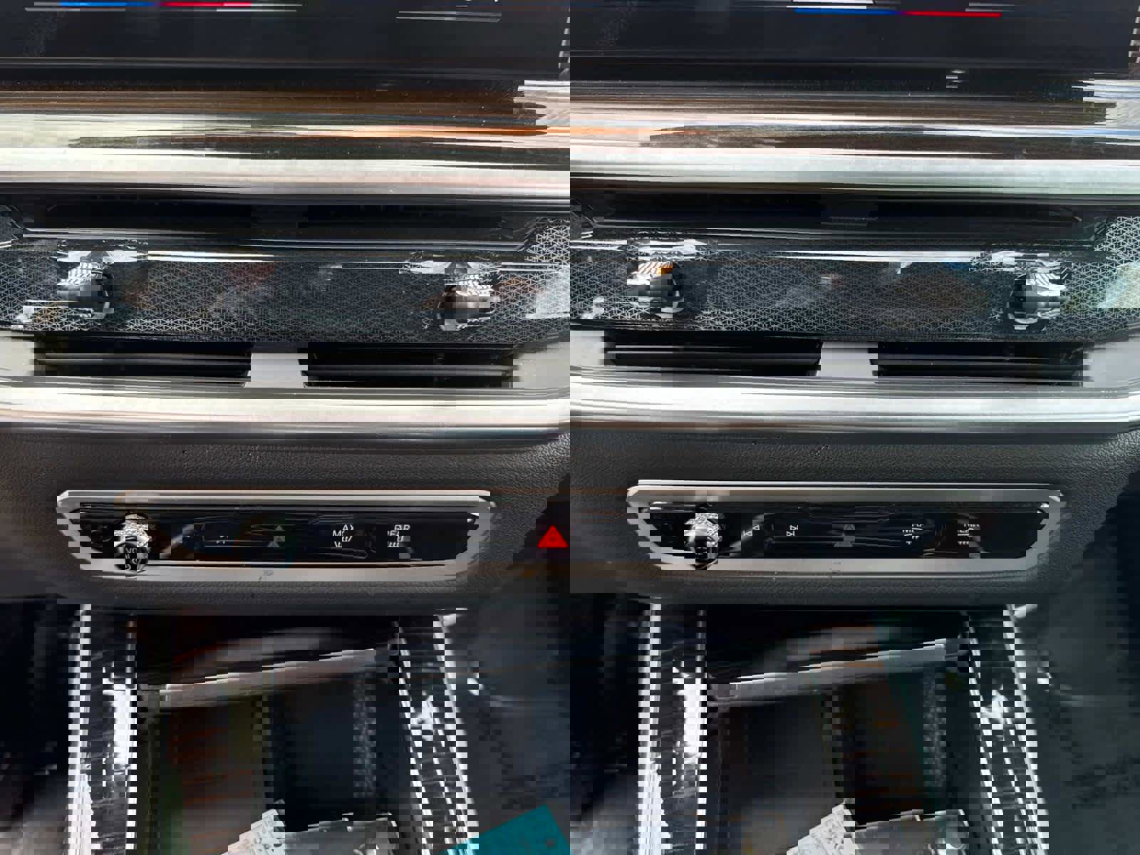 Certified 2025 BMW X5 xDrive50e image 23