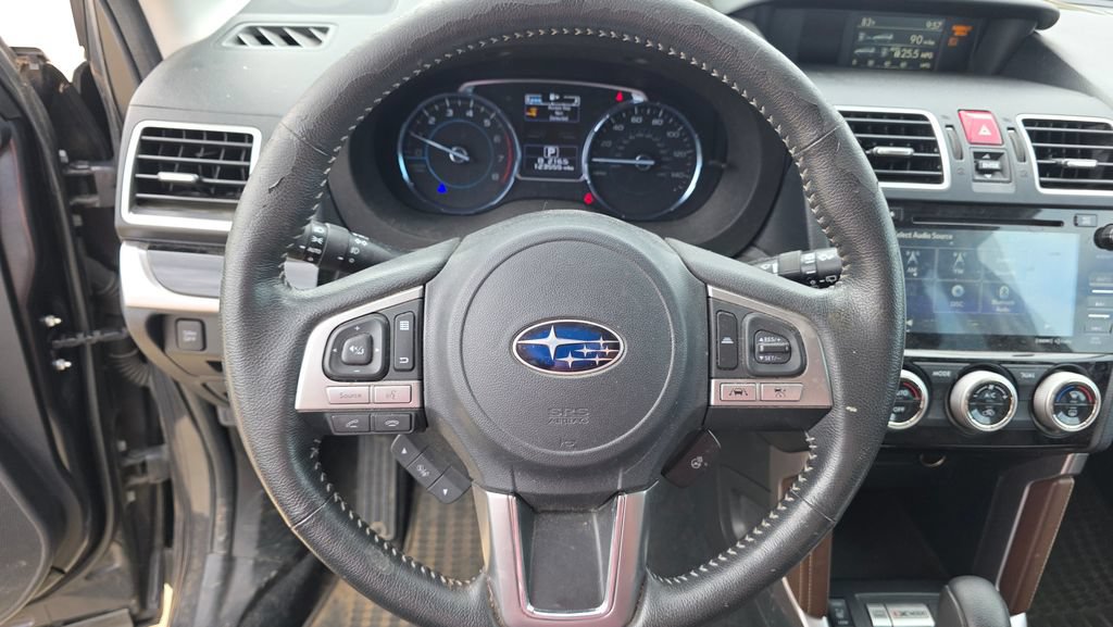 Used 2018 Subaru Forester 2.5i Touring AWD/4WD image 14