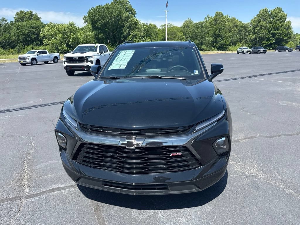 New 2025 Chevrolet Blazer RS w/ Driver Confidence II Package FWD image 3