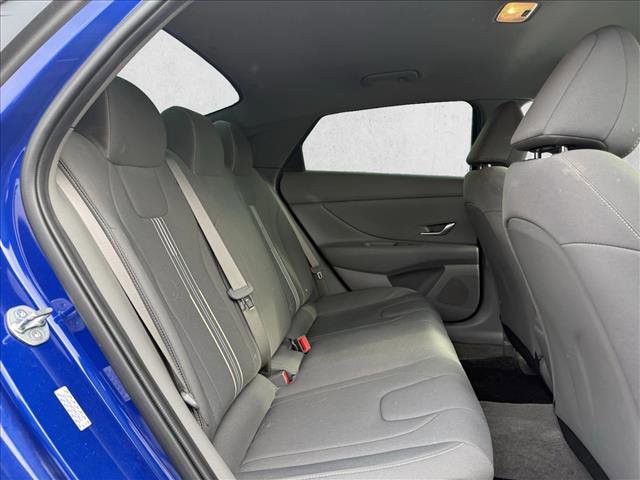 Certified 2023 Hyundai Elantra SEL image 17