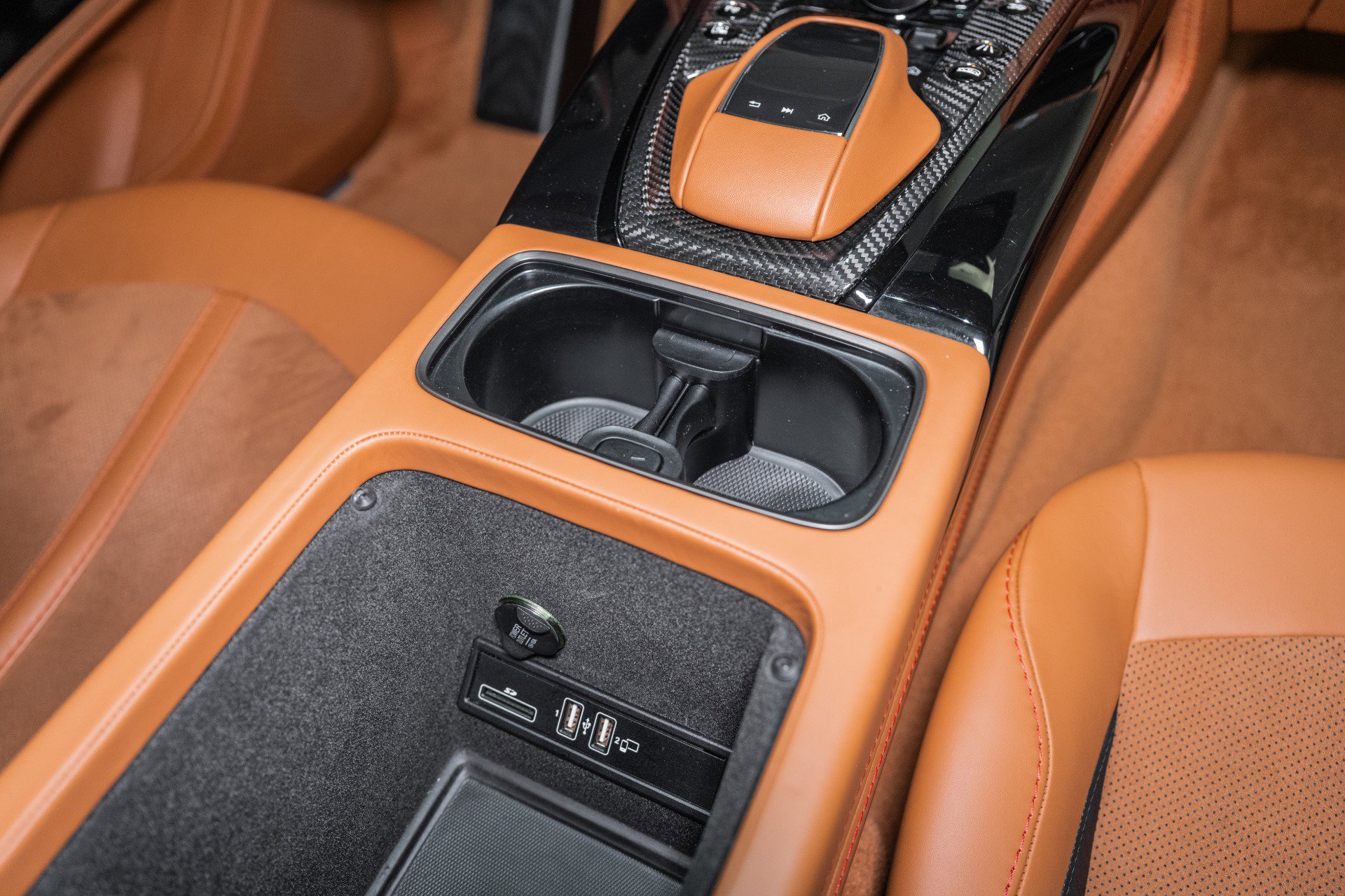 Used 2023 Aston Martin DBX 707 image 47