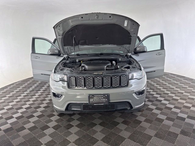 Used 2022 Jeep Grand Cherokee Laredo X AWD/4WD image 13