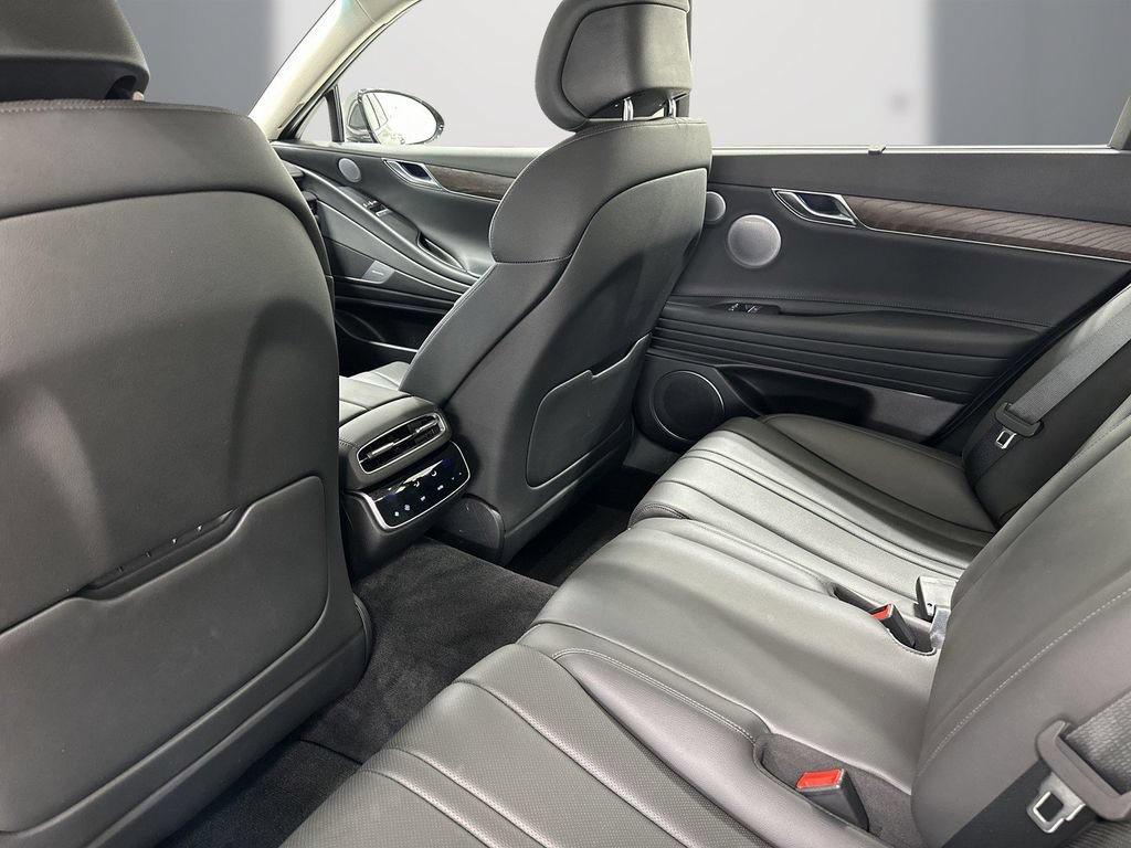 Certified 2026 Genesis G80 2.5T Advanced AWD/4WD image 16