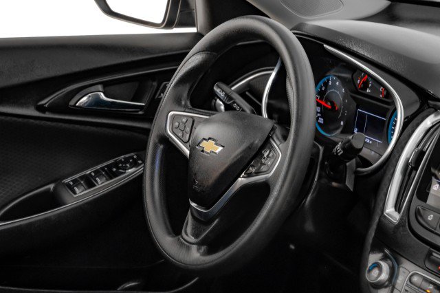 Used 2019 Chevrolet Malibu LT FWD image 11