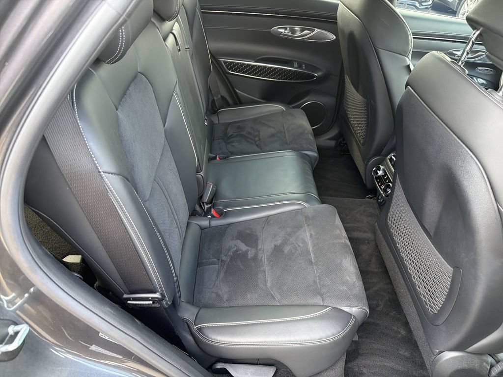Used 2022 Genesis GV70 3.5T Sport w/ Sport Prestige Package AWD/4WD image 15