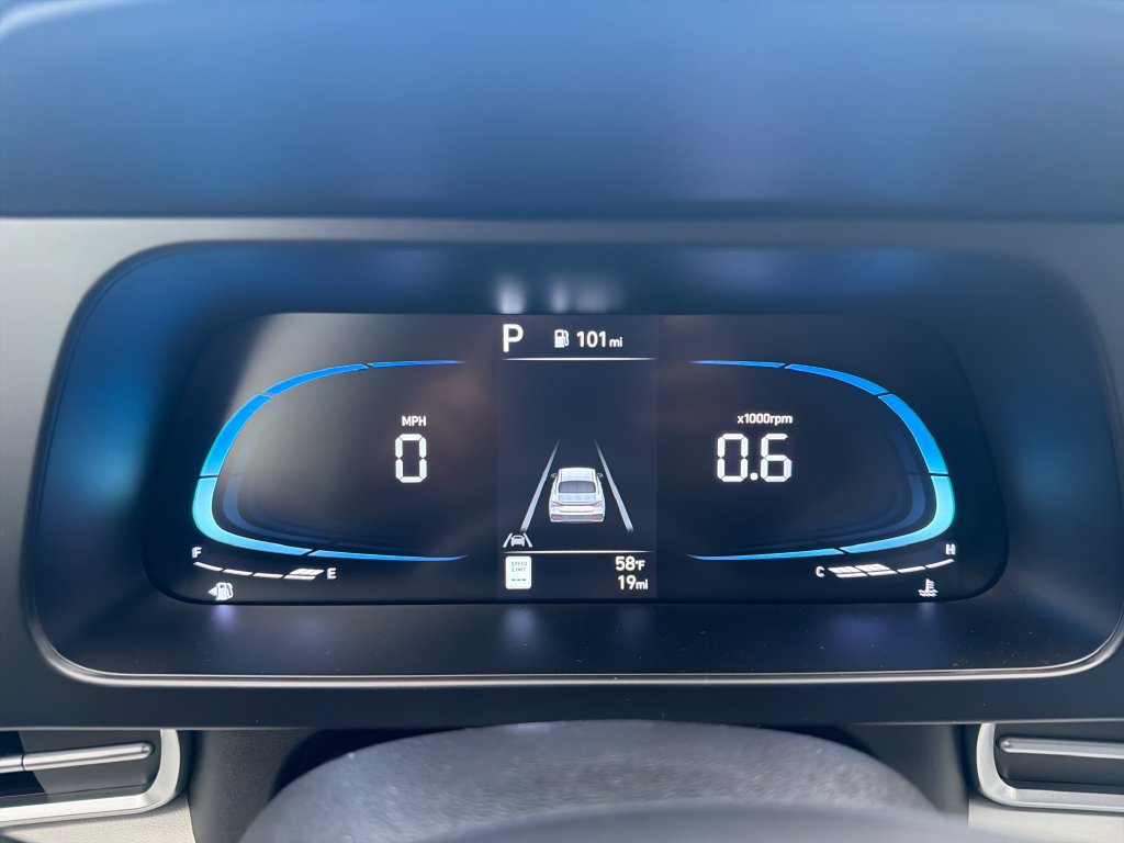 New 2026 Hyundai Elantra SEL Sport FWD image 23