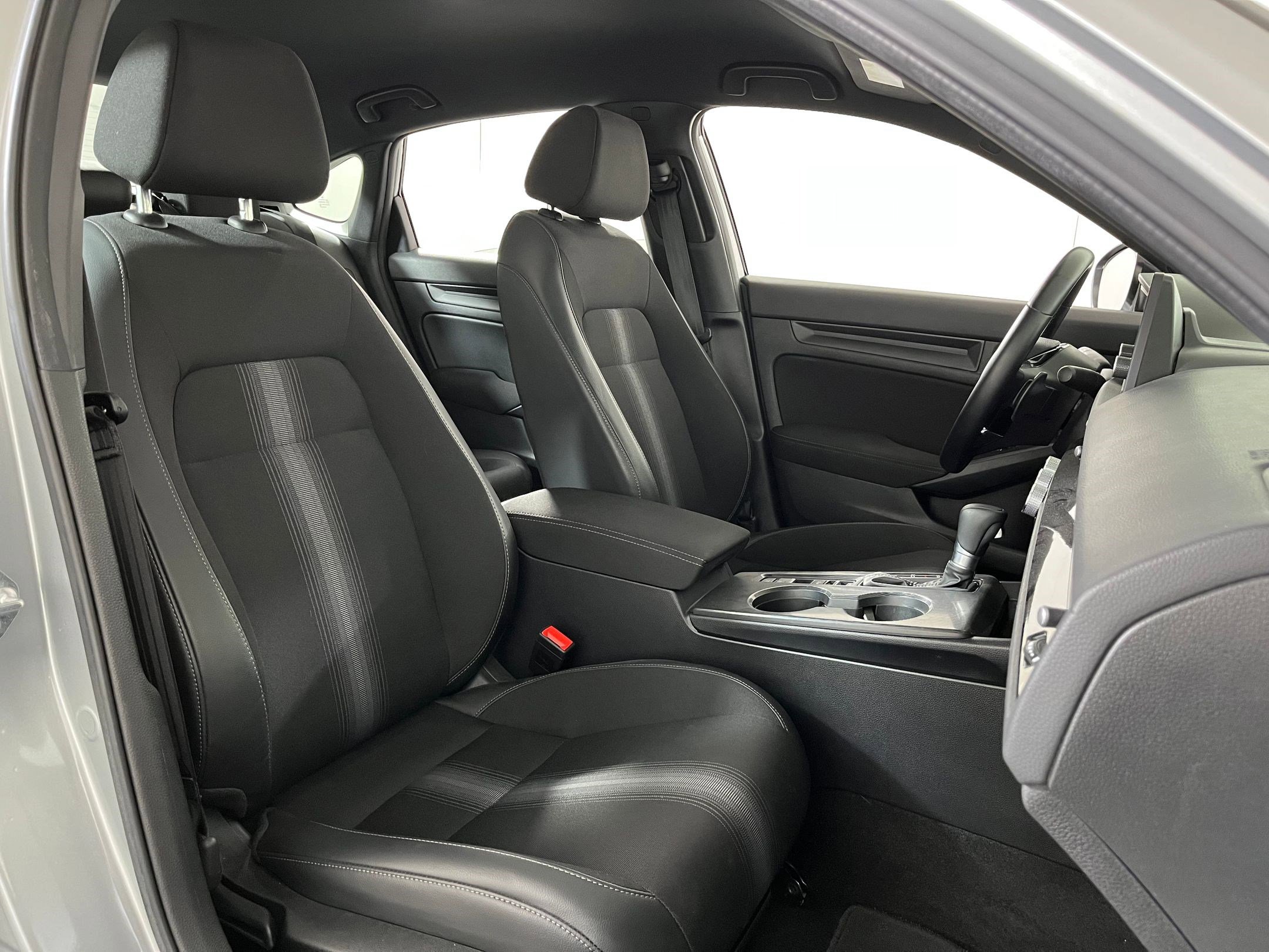 Certified 2025 Honda Civic Sport image 26