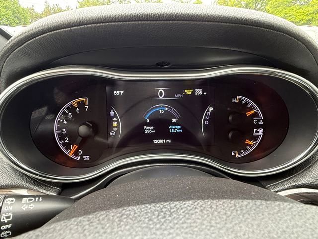 Used 2016 Jeep Grand Cherokee High Altitude AWD/4WD image 14