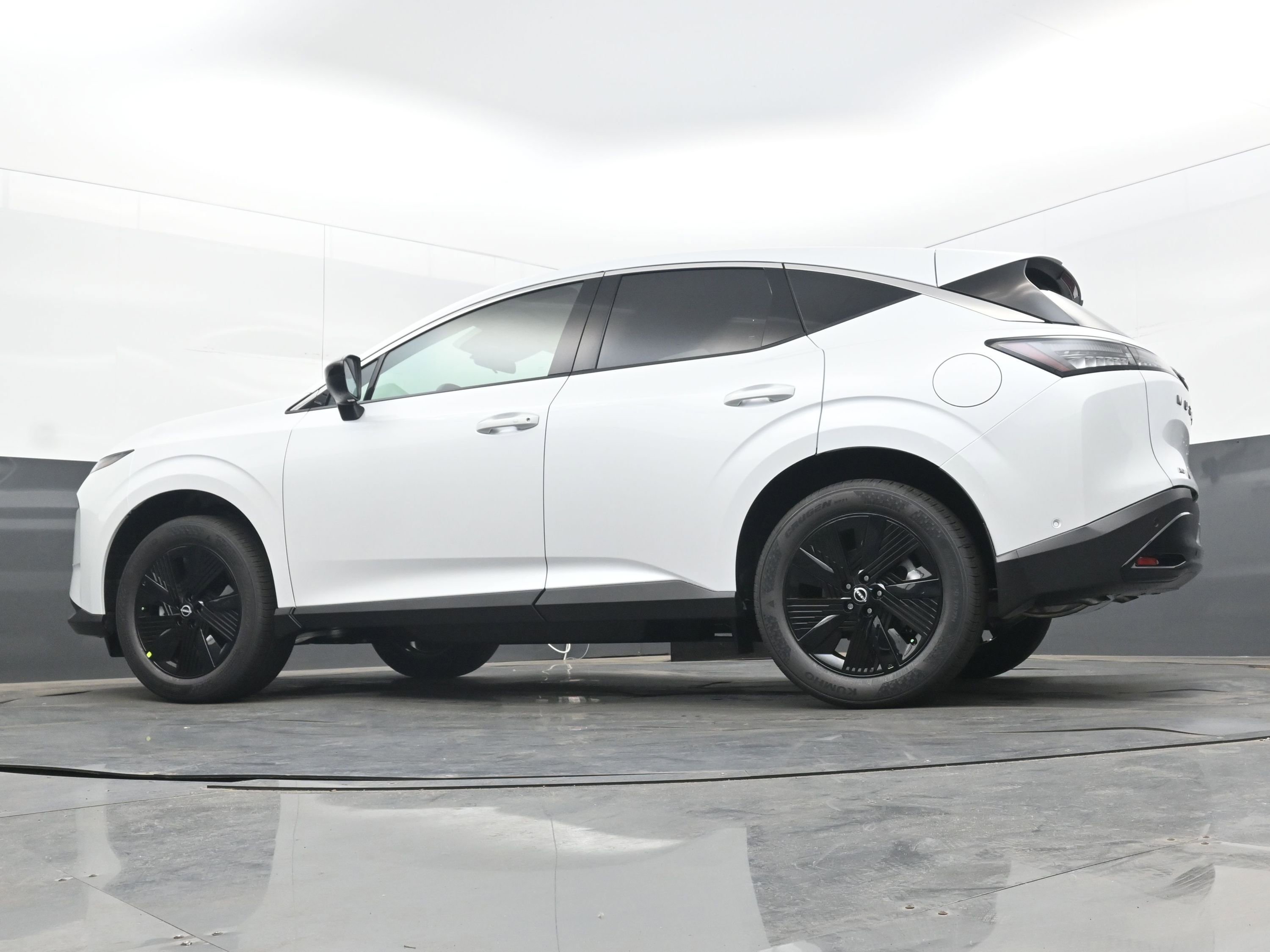 New 2025 Nissan Murano SV w/ Cargo Package image 25