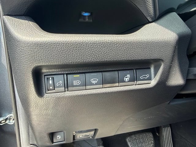 Used 2021 Toyota RAV4 XSE AWD/4WD image 26