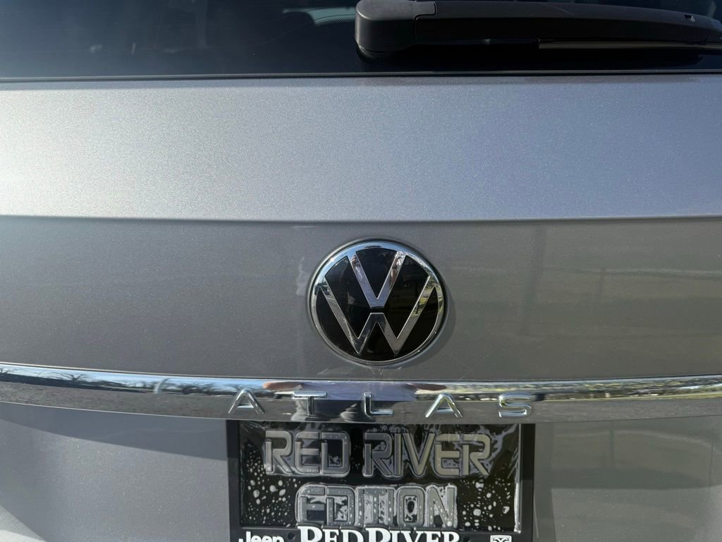 Used 2023 Volkswagen Atlas SE image 13
