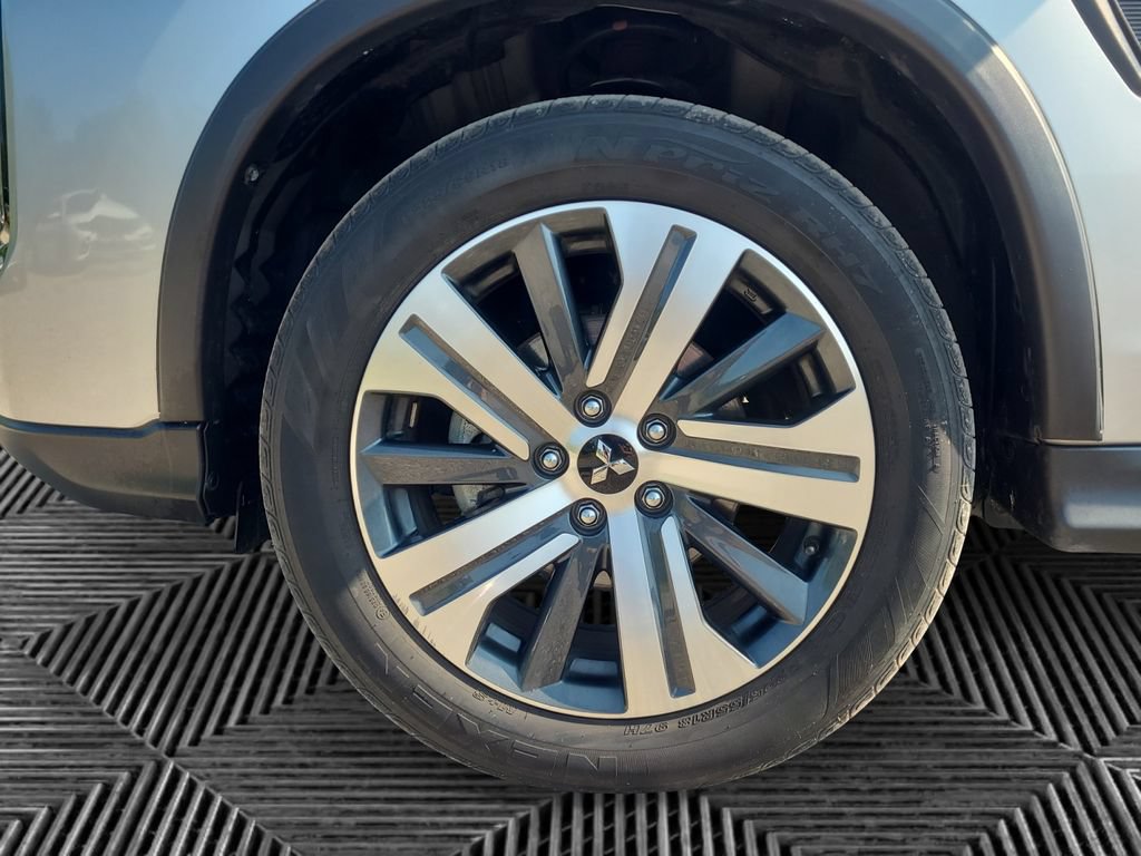 Used 2024 Mitsubishi Outlander Sport ES AWD/4WD image 14