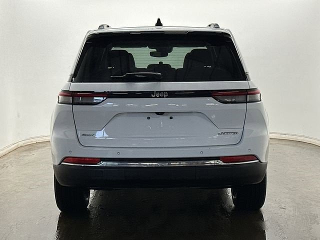 Used 2023 Jeep Grand Cherokee Limited image 4