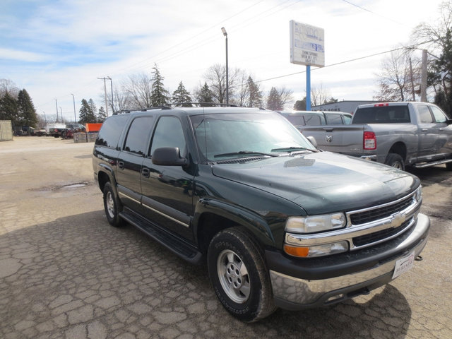 Used 2003 Chevrolet Suburban LS w/ LS Preferred Equipment Group image 4