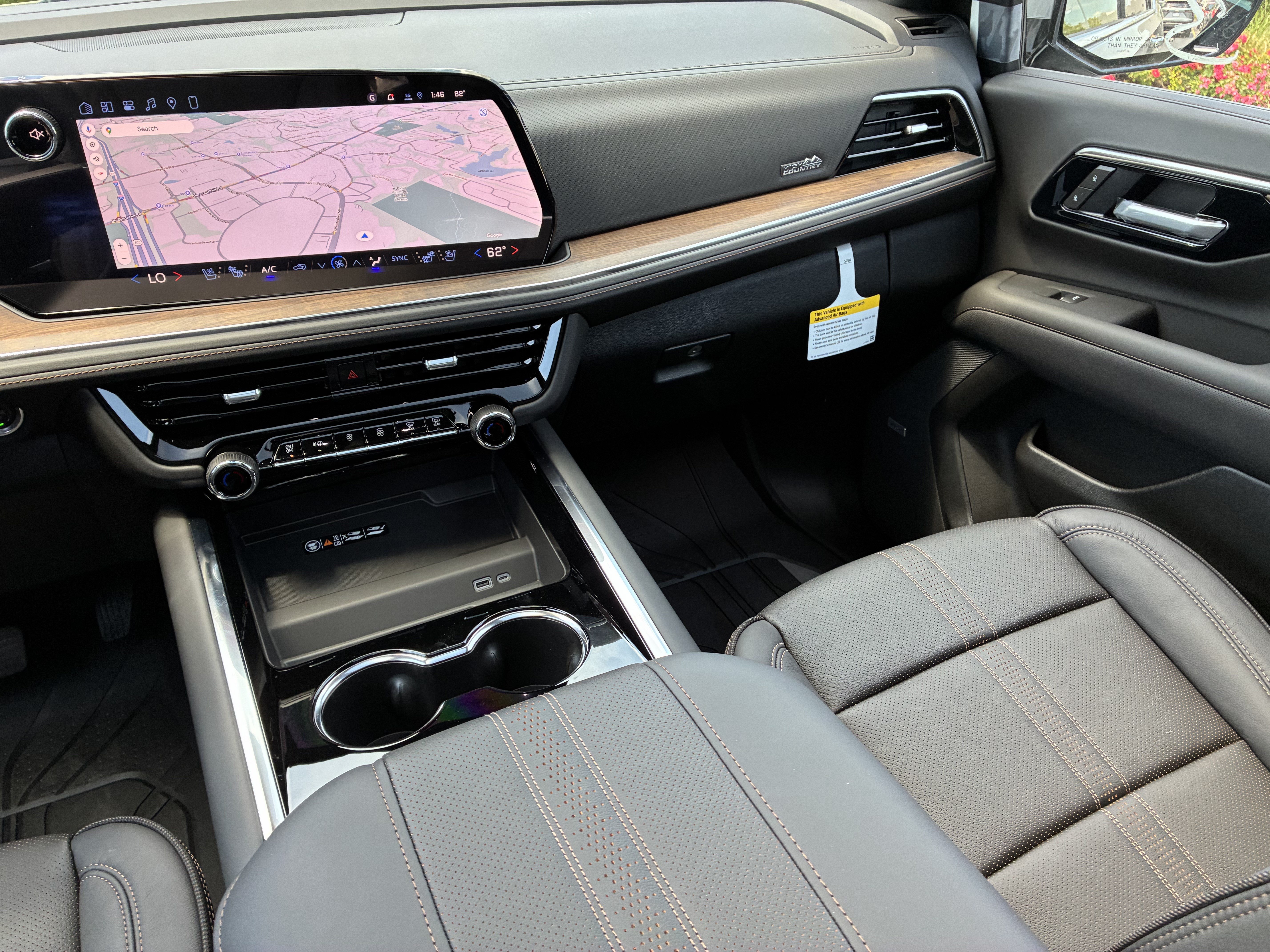 Used 2026 Chevrolet Suburban High Country RWD image 20