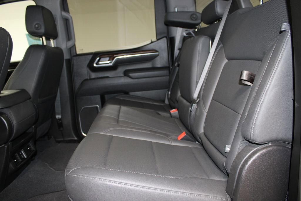 Used 2025 GMC Sierra 1500 SLT image 26