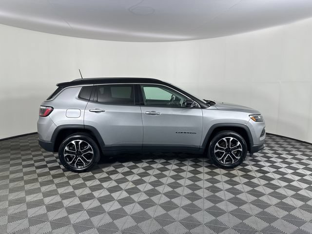 Used 2022 Jeep Compass Limited AWD/4WD image 24
