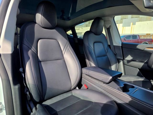 Used 2023 Tesla Model Y Long Range image 28