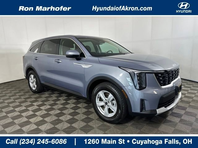 Used 2025 Kia Sorento LX image 1