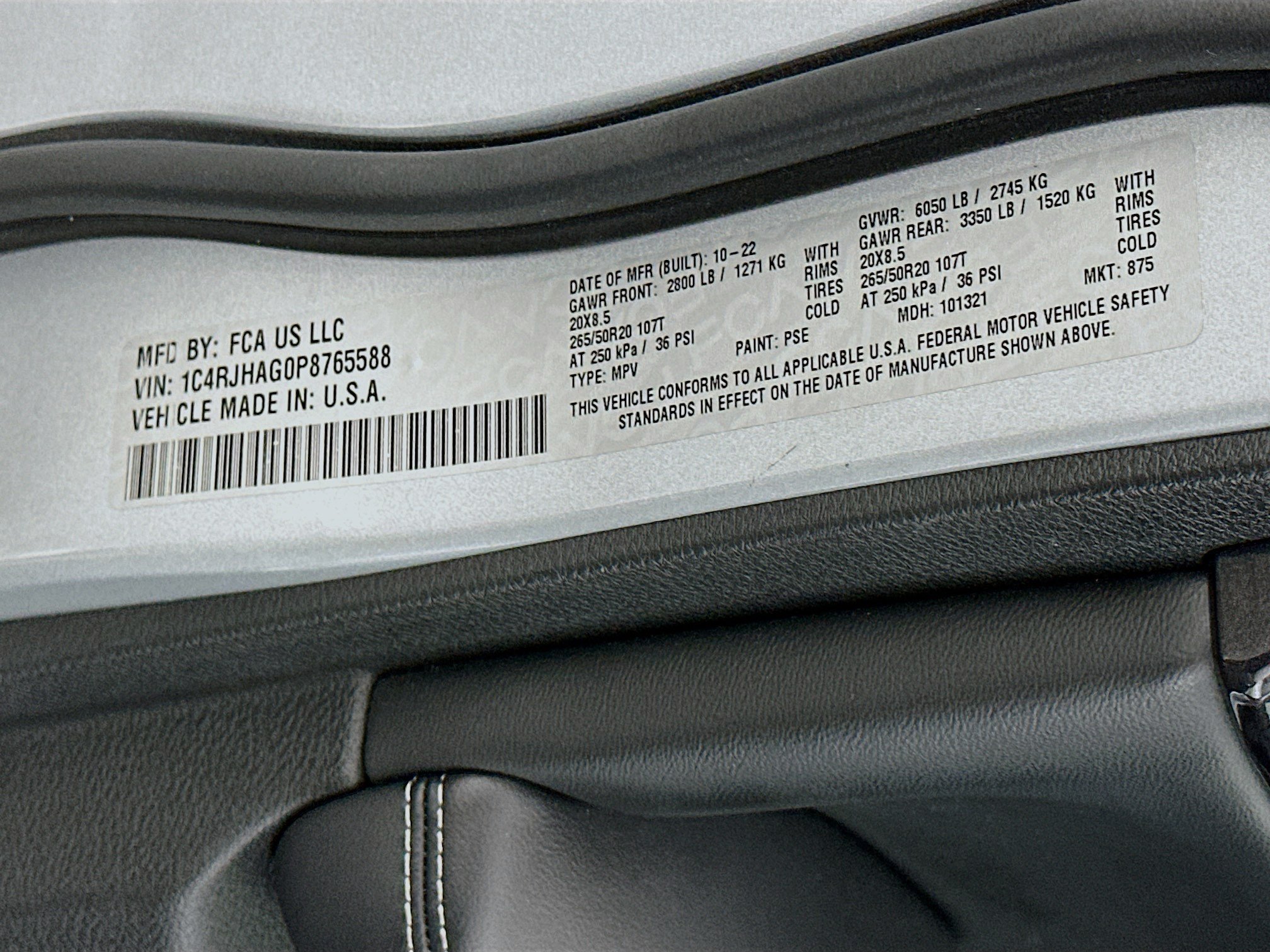 Used 2023 Jeep Grand Cherokee Altitude AWD/4WD image 12