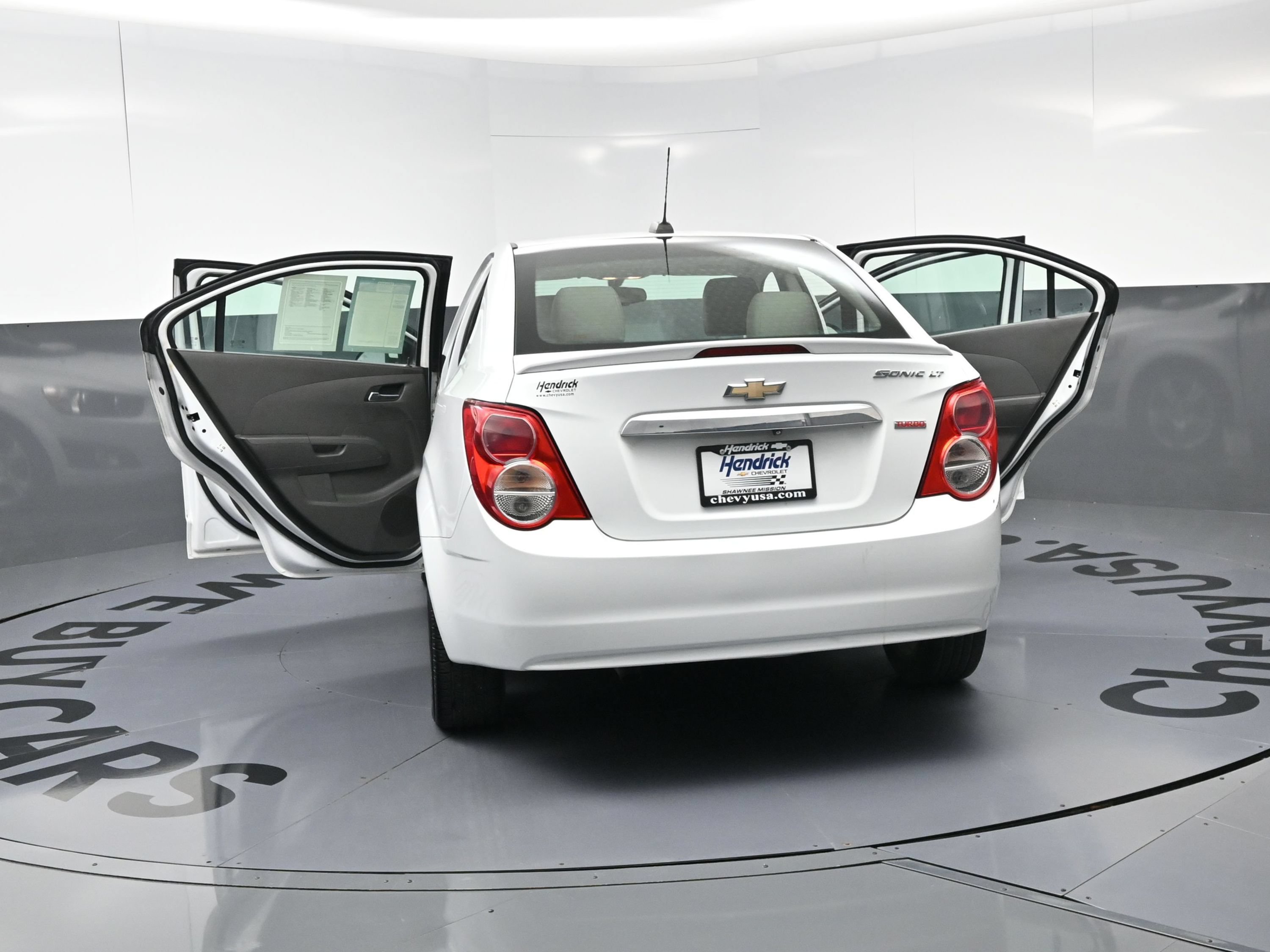 Used 2015 Chevrolet Sonic LTZ FWD image 28