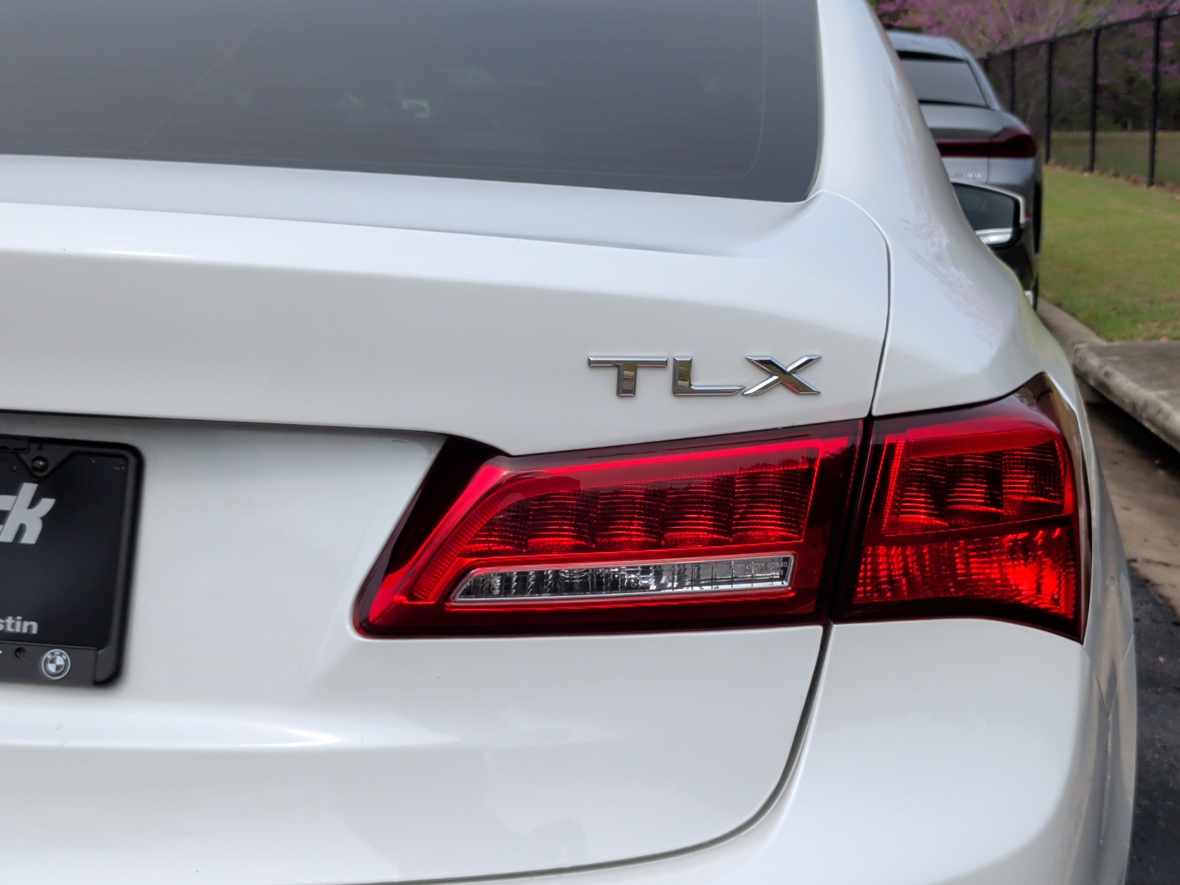 Used 2018 Acura TLX w/ Technology Package image 11