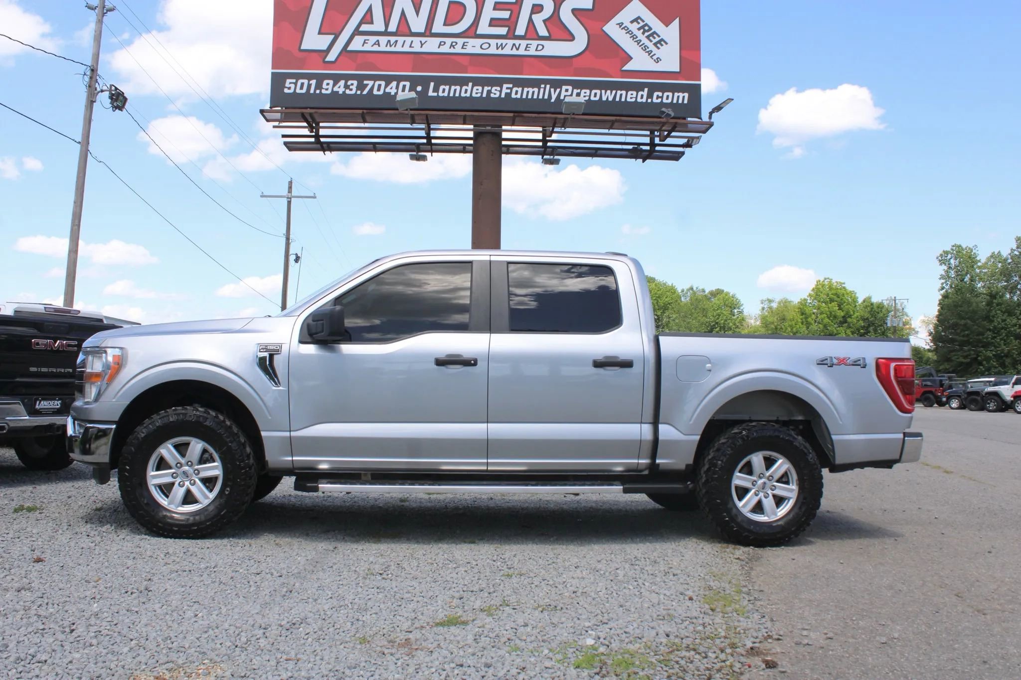 Used 2022 Ford F150 XLT image 2