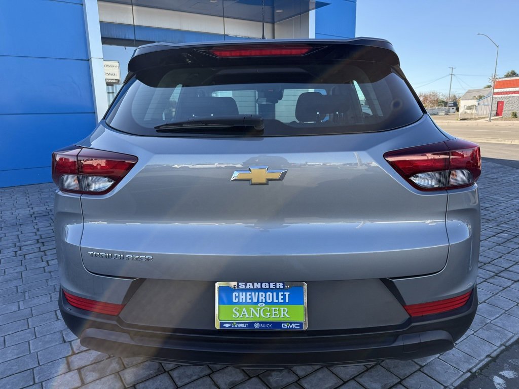 Used 2023 Chevrolet TrailBlazer LS image 5