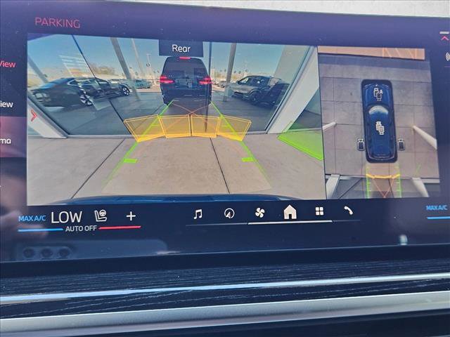 New 2026 BMW X7 M60i image 12