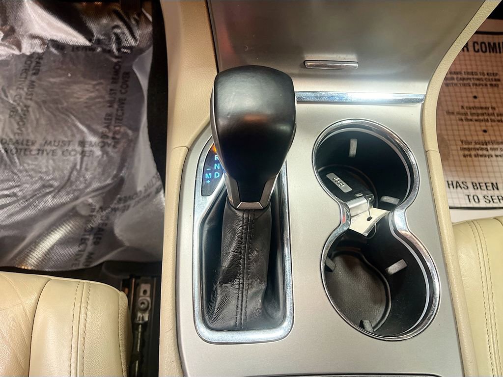 Used 2021 Jeep Grand Cherokee Limited image 17