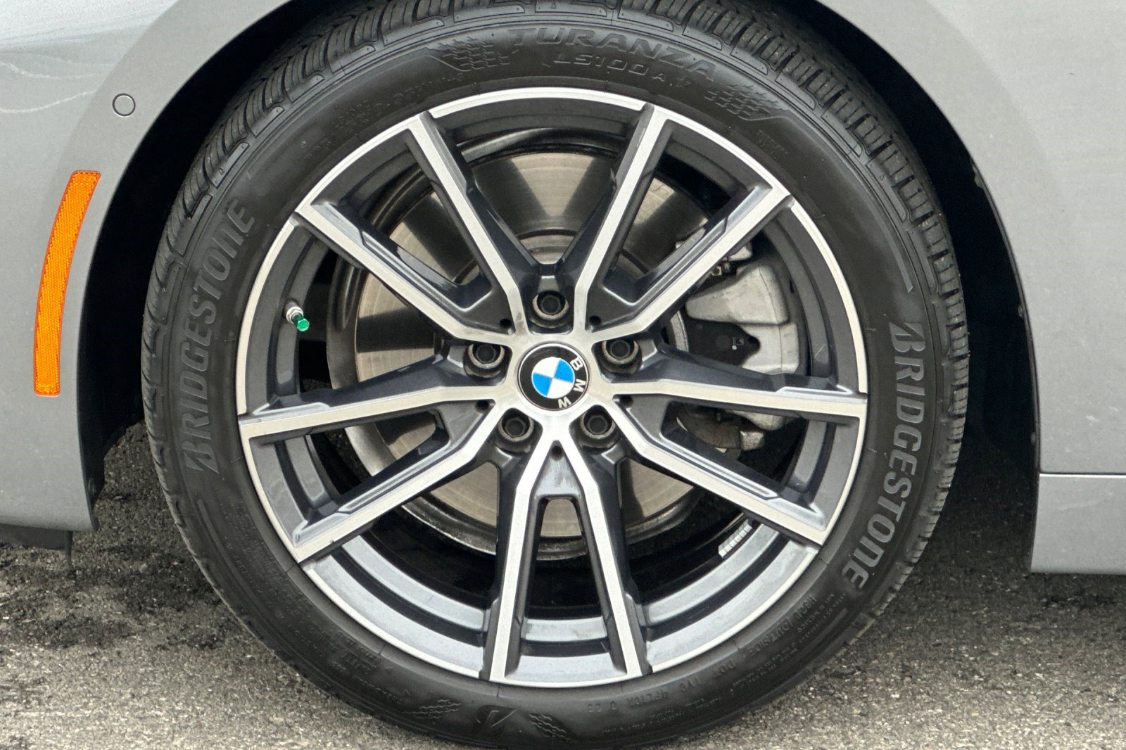 Used 2025 BMW 230i Coupe w/ Premium Package image 37