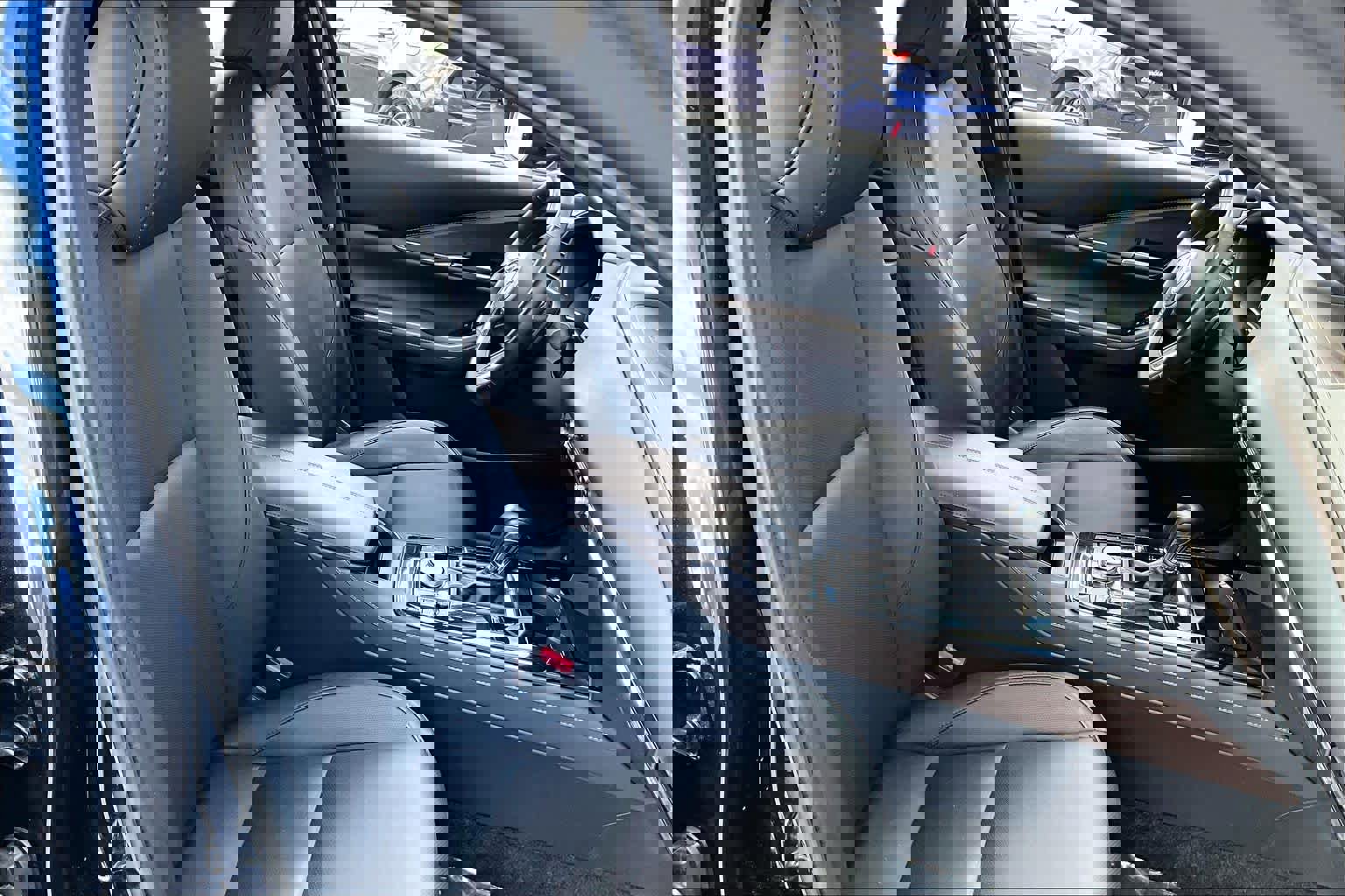 Used 2024 MAZDA CX-30 2.5 Turbo w/ Premium Plus Pkg image 9