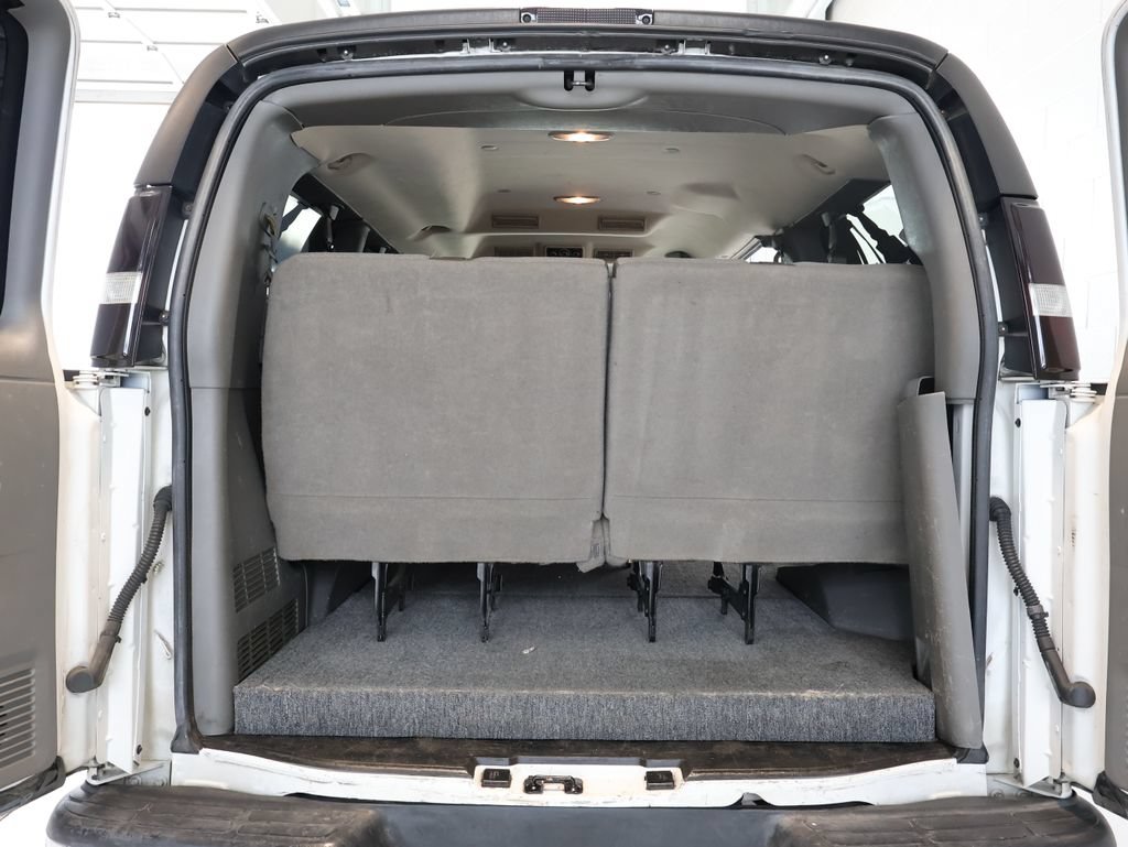 Used 2013 Chevrolet Express 3500 LT w/ LT Preferred Equipment Group RWD image 20