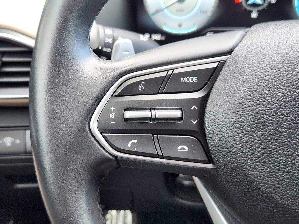 Used 2022 Hyundai Santa Fe Limited AWD/4WD image 19