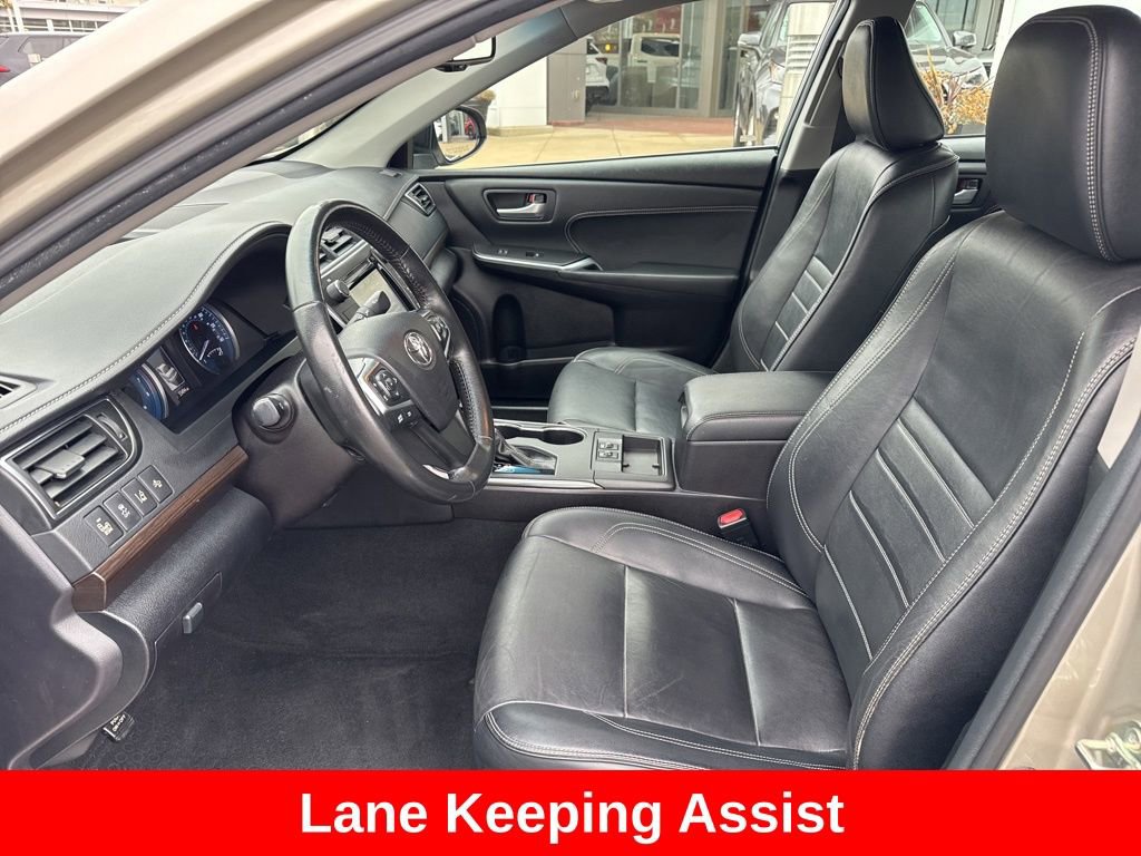 Used 2015 Toyota Camry XLE w/ Advanced Technology Package image 12