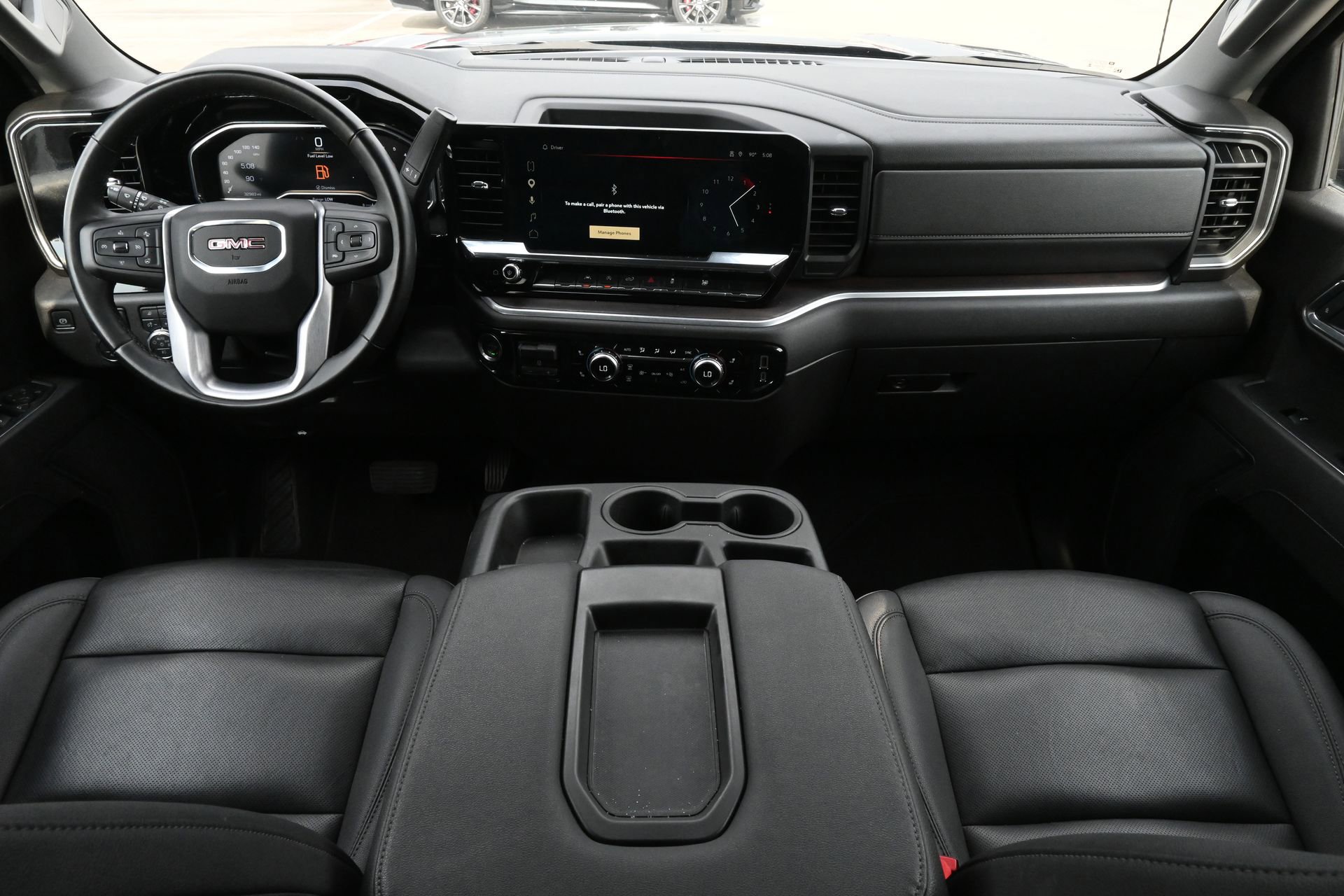 Used 2025 GMC Sierra 1500 SLT RWD image 7