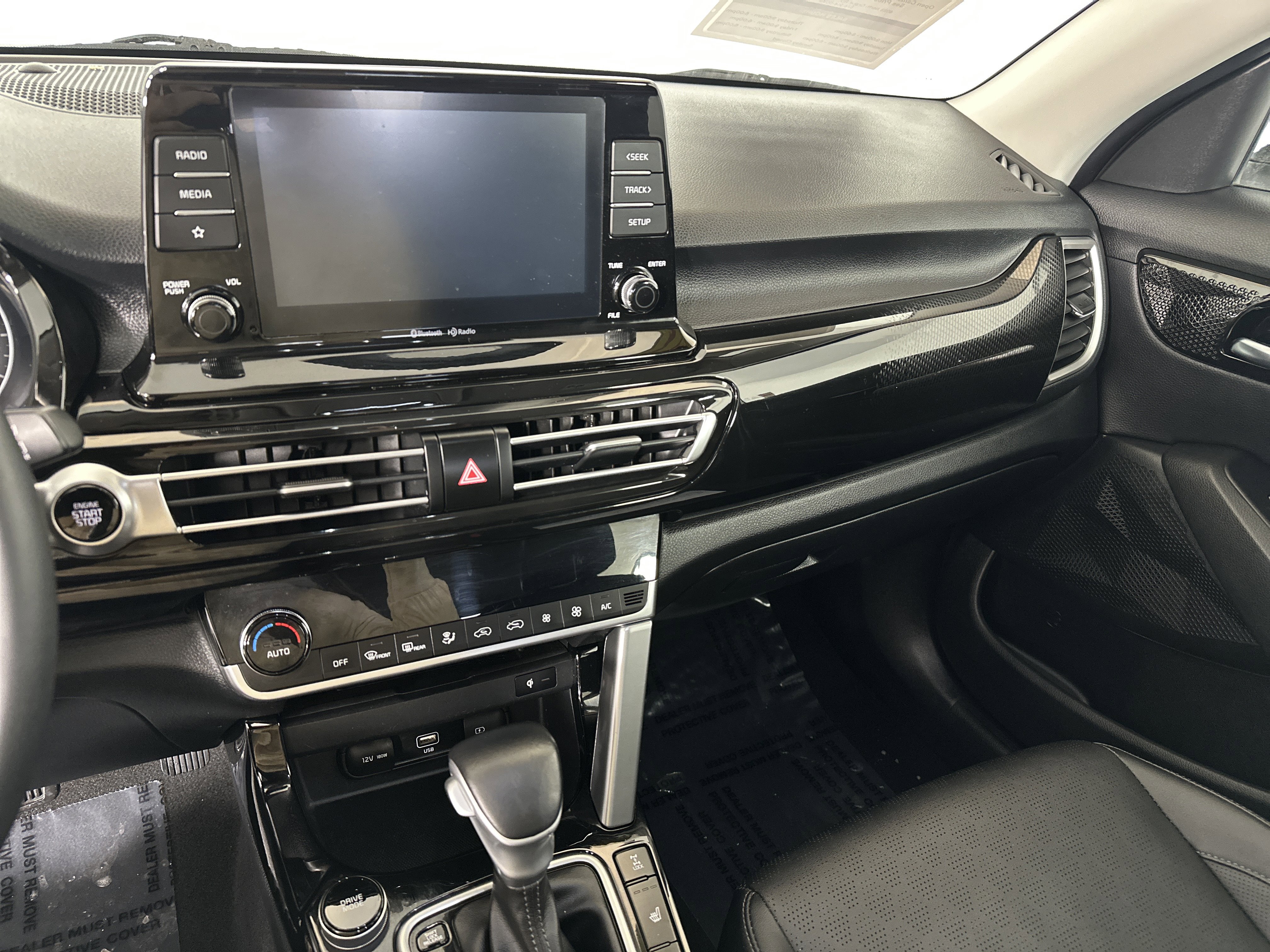 Certified 2021 Kia Seltos EX image 4