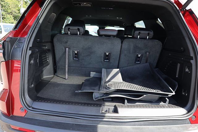 Used 2024 Chevrolet Traverse Z71 image 44